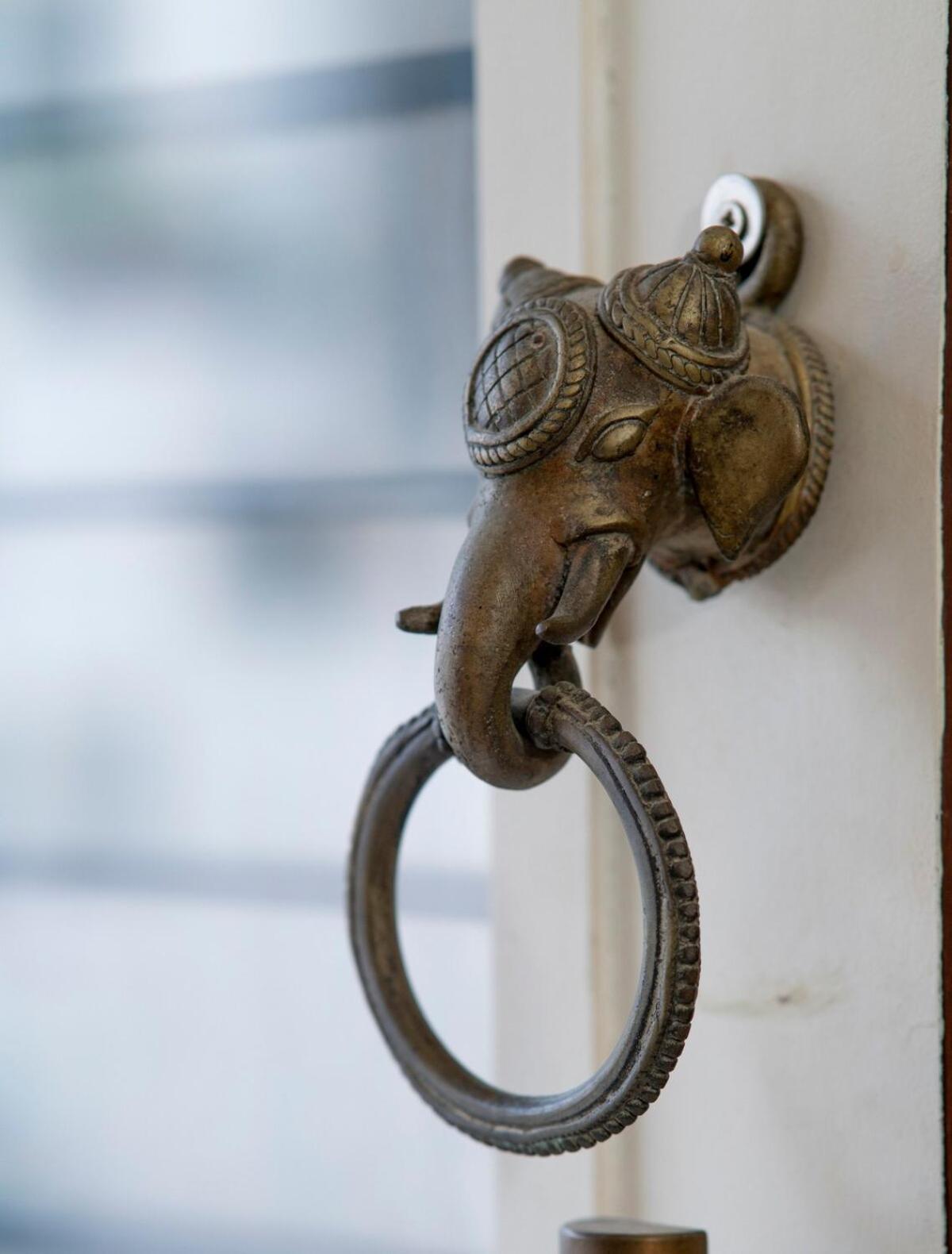 Santosh Villa - The House Of Antiques And Art ウダイプル エクステリア 写真