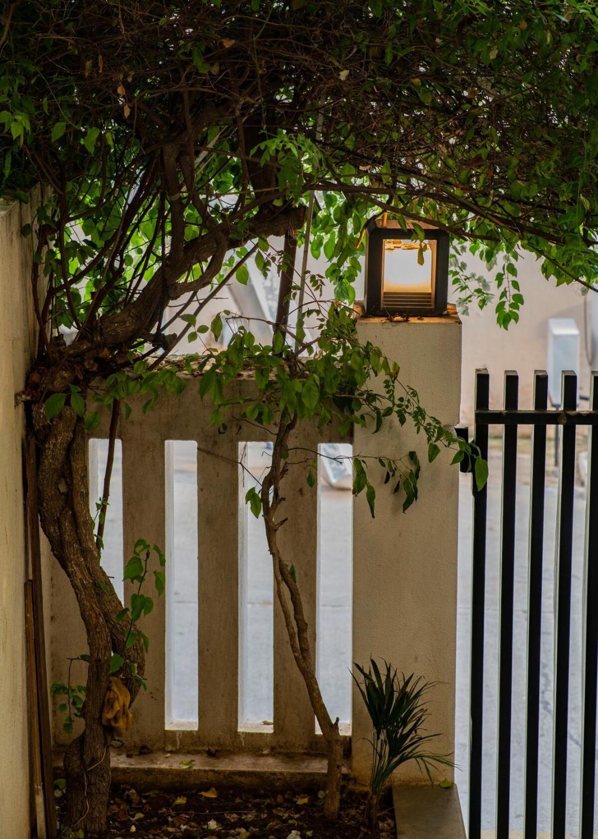 Santosh Villa - The House Of Antiques And Art ウダイプル エクステリア 写真